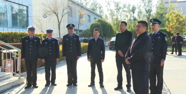 乌苏市委书记张永宁看望慰问一线干部职工